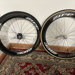Zipp 404s wheelset 