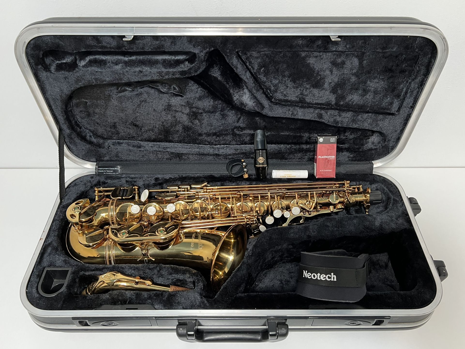P. Mauriat PMSA-180 Eb Intermediate Alto Saxophone