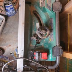Hitachi Table Saw. Like New  .works Good. 