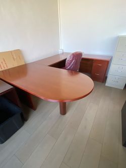 Executive desk wood u shape 72”x104” SALE