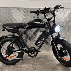 52V/2000/3000 Watt Dual Motor AWD Electric Scrambler Moped Style E-Bike, 38mph, Hydraulic Brakes, Full Suspension