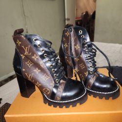 Louis Vuitton- Star Trail Ankle Boot