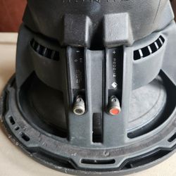 P-2 Rockford Fosgate  12,"
