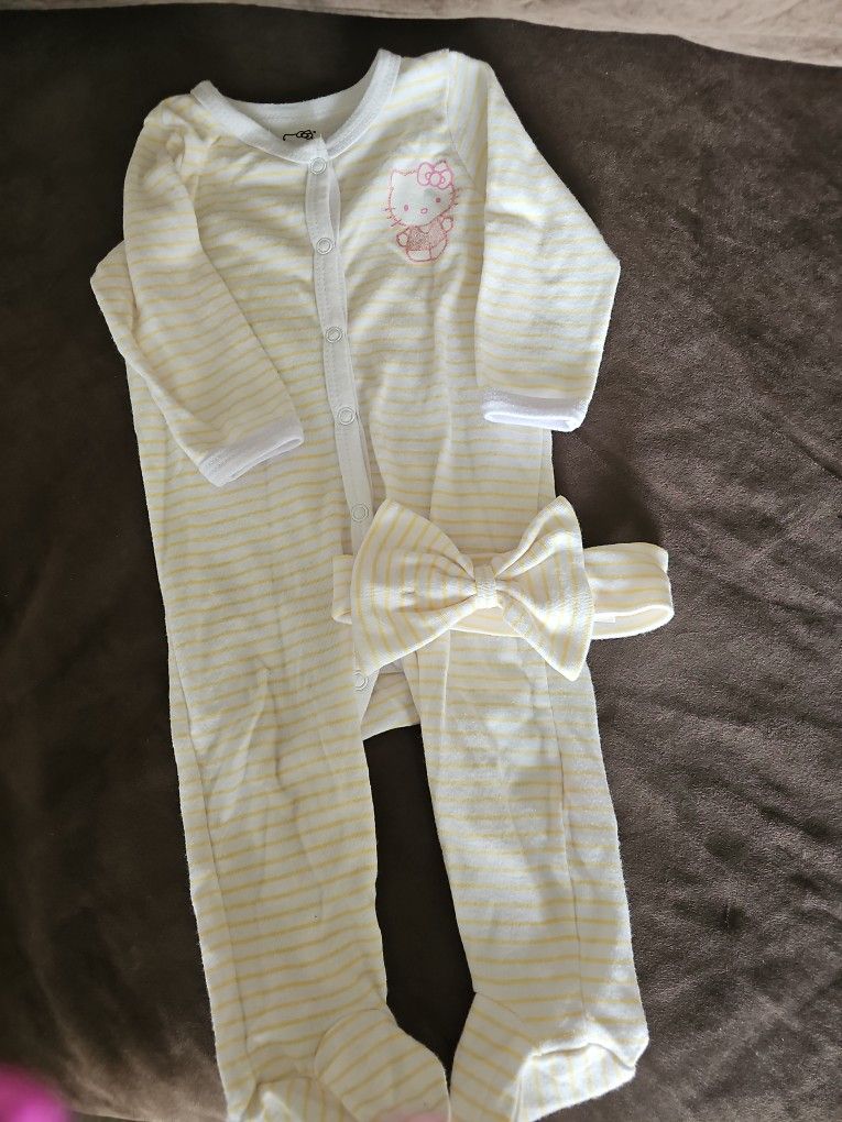 Hello Kitty Baby Sleeper