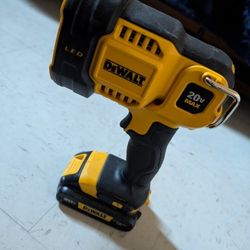 DeWalt job site LED Light 