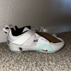 Nike Cycle Shoes Size 8.5 Women’s
