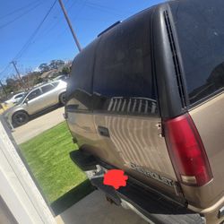 Chevy Suburban 
