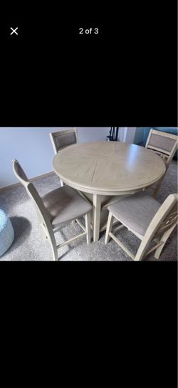 Dining Set – Bisque/ beige