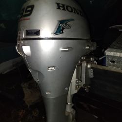 Honda 9.9  Four Stroke 