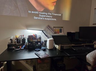 2 Standing Auto Desk