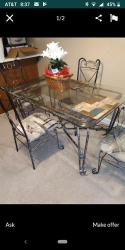 5 piece Glass Top Dining Room Set