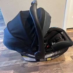 Graco Car Seat And Based 