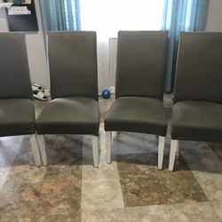 Set Of 4 Chairs