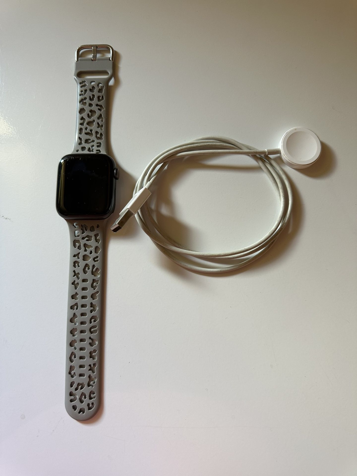 Apple Watch Series5 44mm Cellular/bluetooth