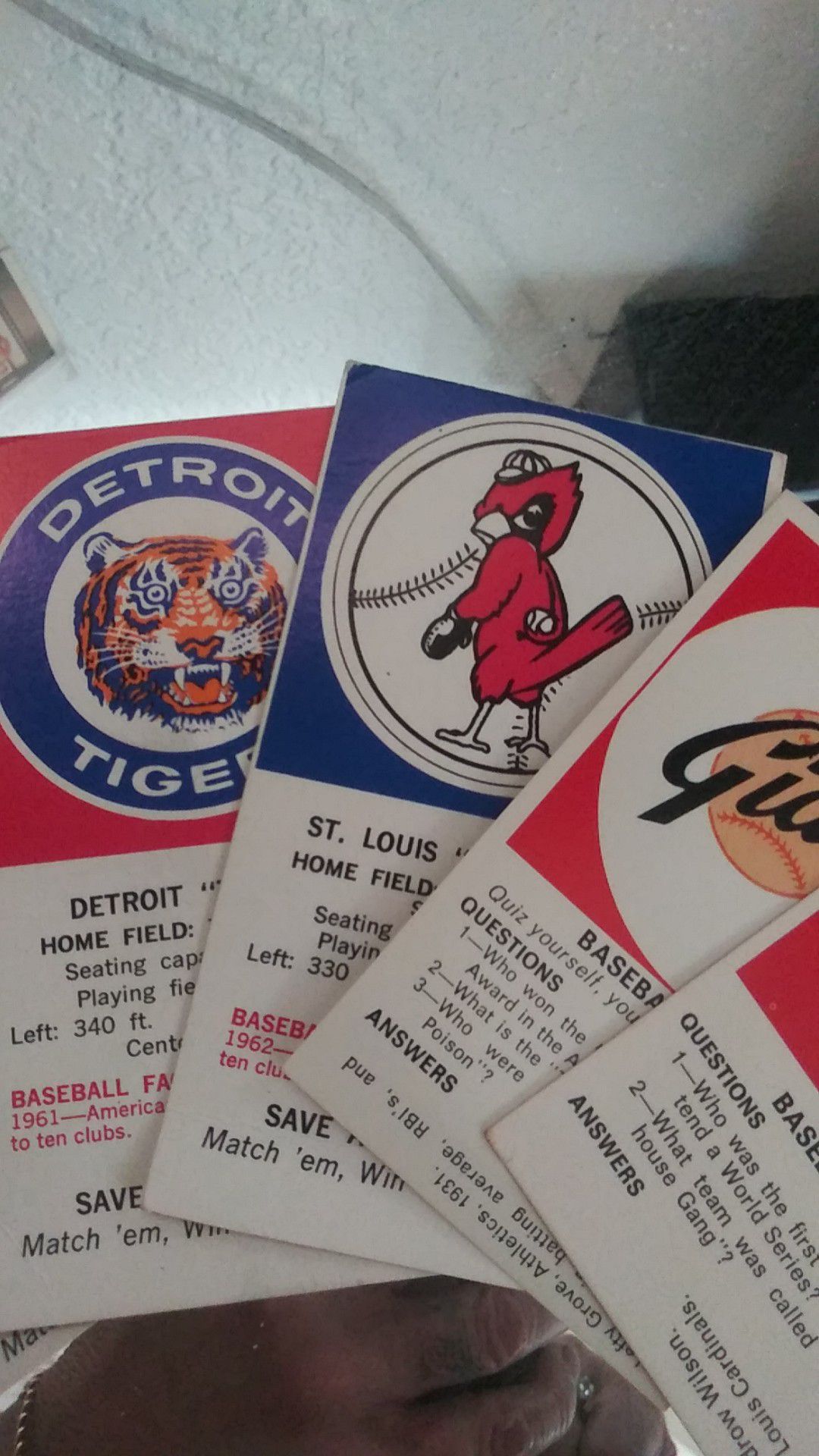Vintage. Trivea baseball cards