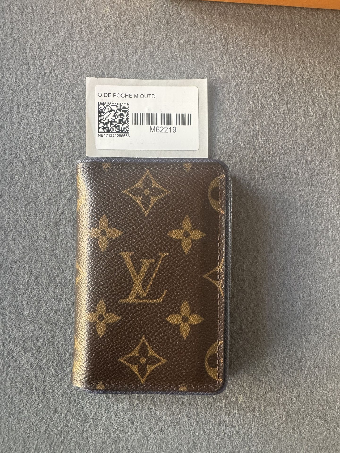 Louis Vuitton Monogram Wallet (Pocket Organizer)