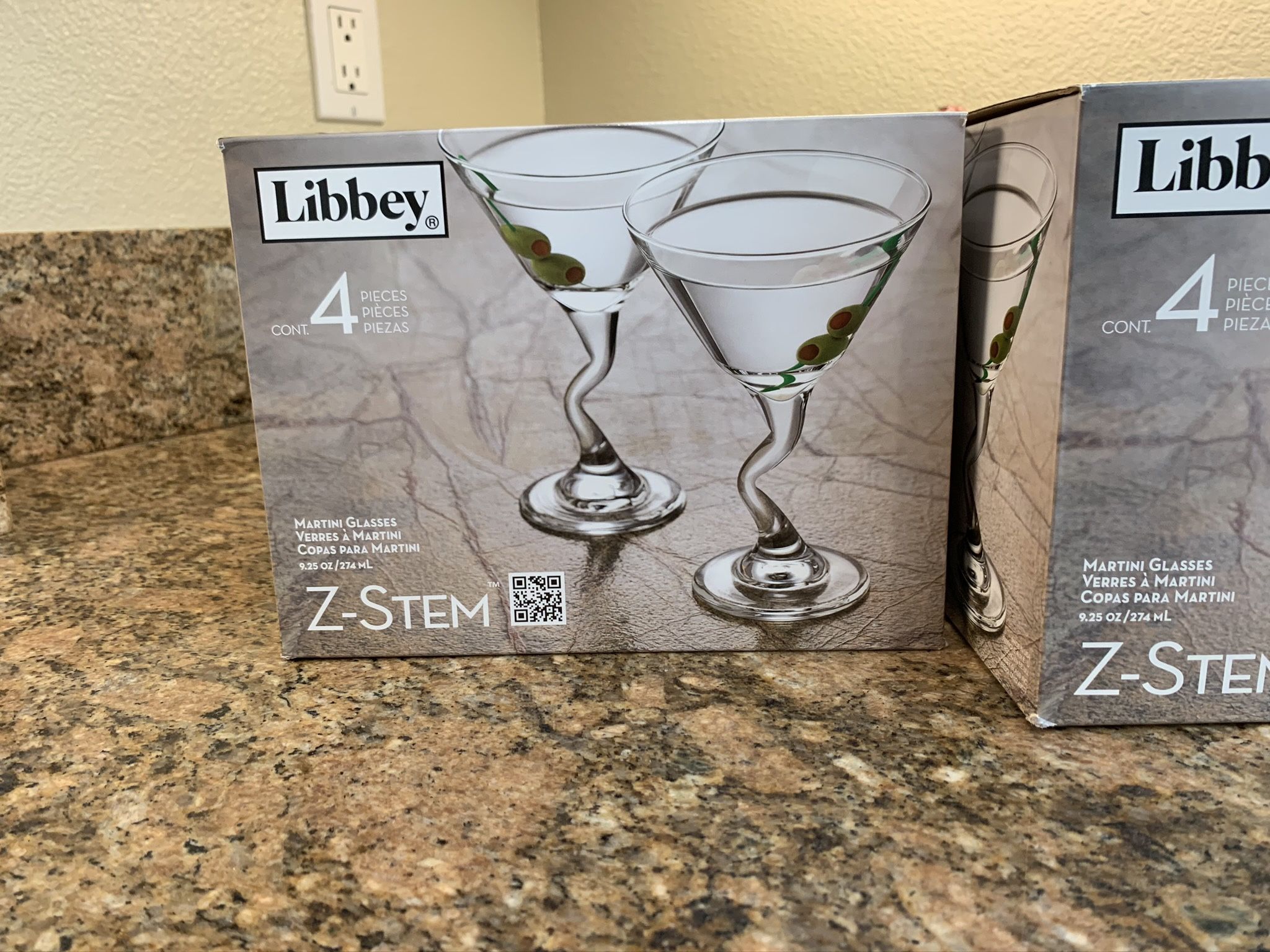 Set of Four Libbey Z-Stem Martini Glasses ~ New in Box