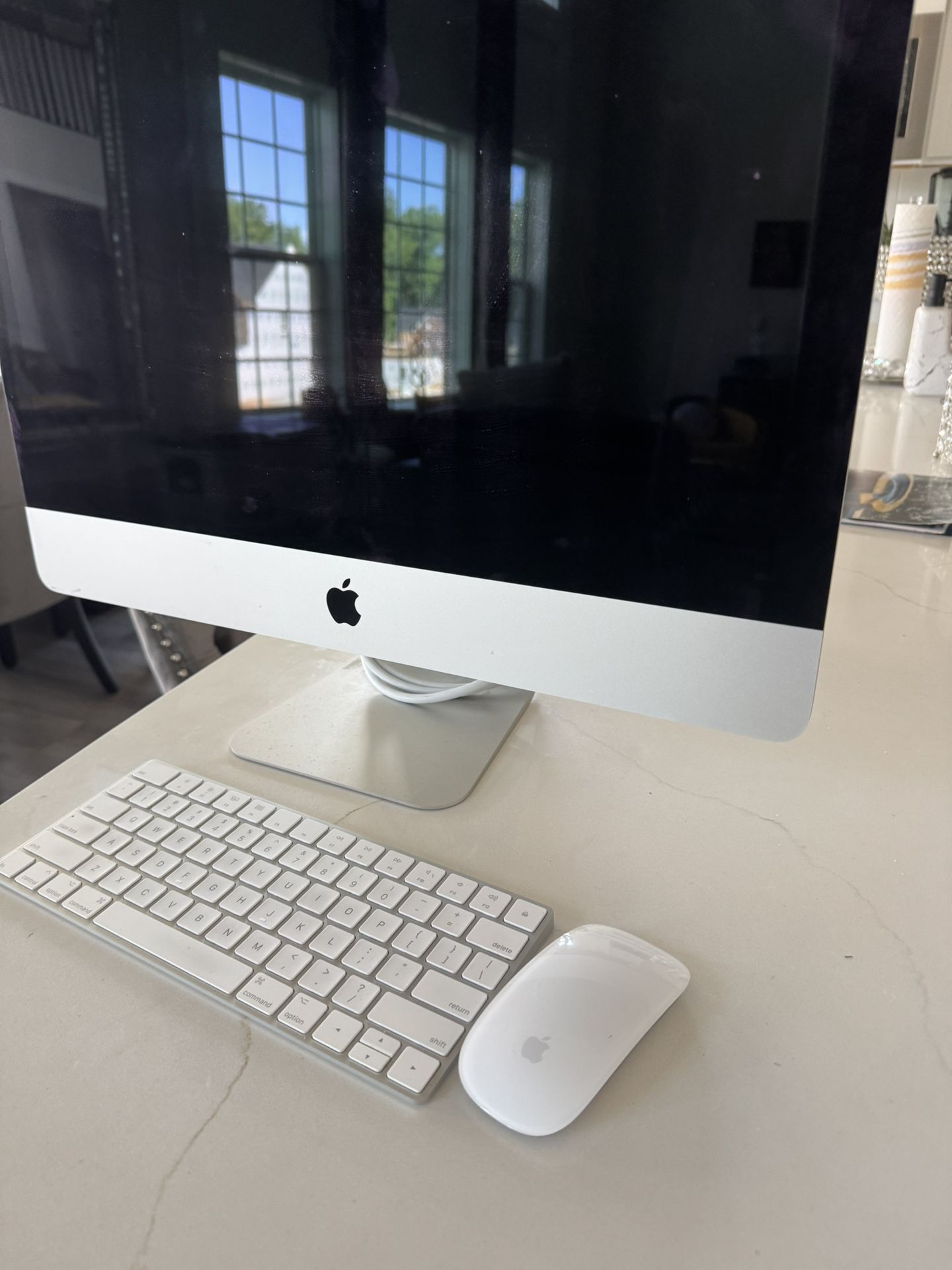 Apple iMac 21.5”
