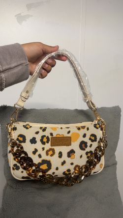 Wrangler cheetah shoulder bag