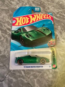 Hotwheels 101/250 ‘17 Pagani Huayra Roadster 7/10