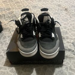 Jordan 4 10/5