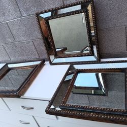 $25 Cuadros De Pared  En Muy Buenas Condiciones 