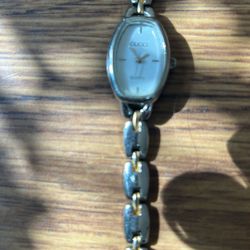 Gucci Watch For sale