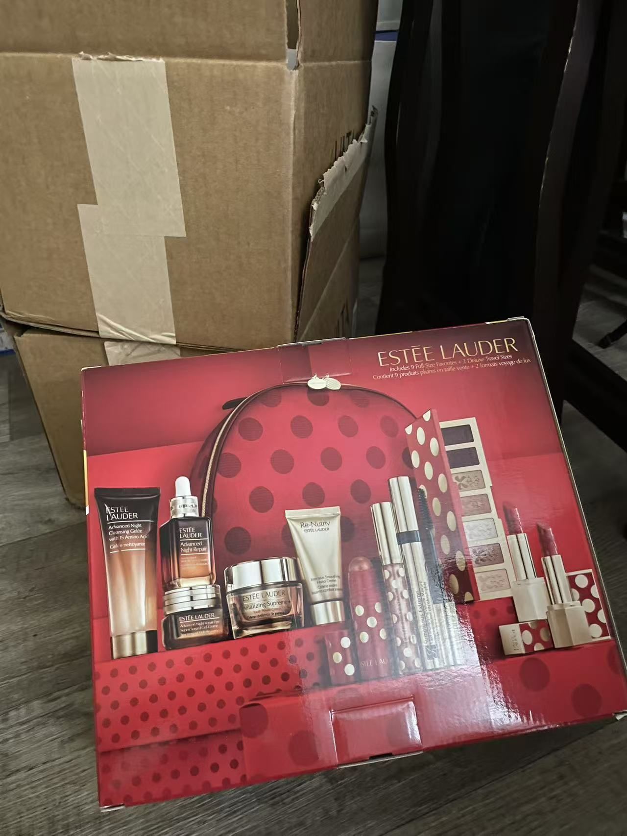 Estée Lauder Beauty Box. Gift Set
