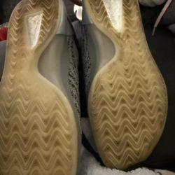 Yeezy Shoes