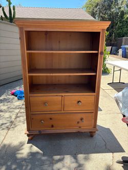 Dresser