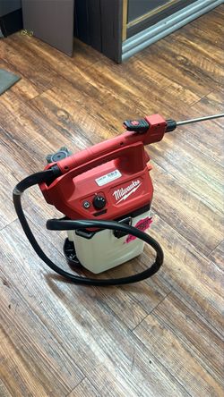 Milwaukee Cordless Battery-Powered Sprayer