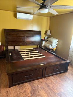 King Cal wood frame