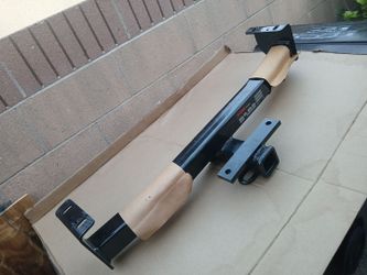 Truck hitch ( curt)