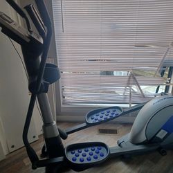 Eleptical for exercising