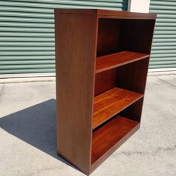 Executive Style 4ft Bookcase w/2 Shelves - Solid Wood!