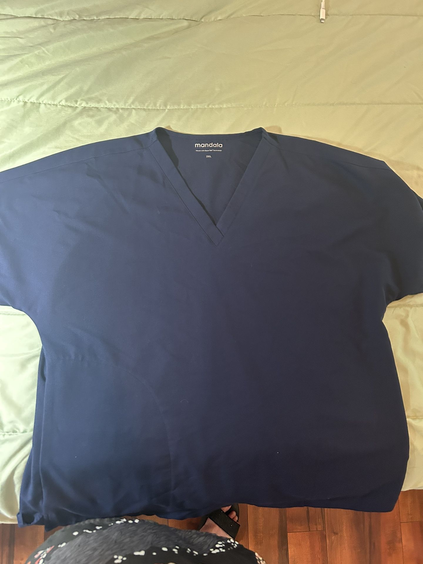 Women’s Scrub Top