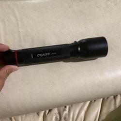 Coast flashlight (1000 Lumens) HP550