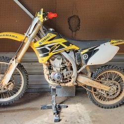 2006 Yamaha Dirt Bike 250 4 stroke