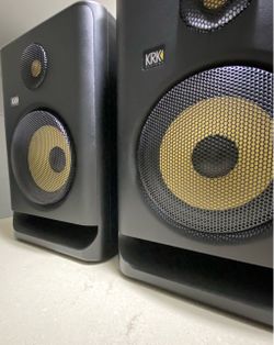 KRK RP7G4 ROKIT 7 Generation 4 Powered Studio Monitors Black Speakers with Protective Grilles, Pair