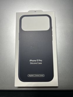 Apple iPhone 17 Pro Silicone Magsafe Case Black