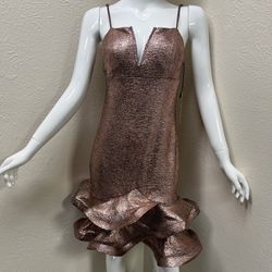 Rose Gold Formal Cocktail Dress Size Medium Layered Ruffle Bottom (H7)