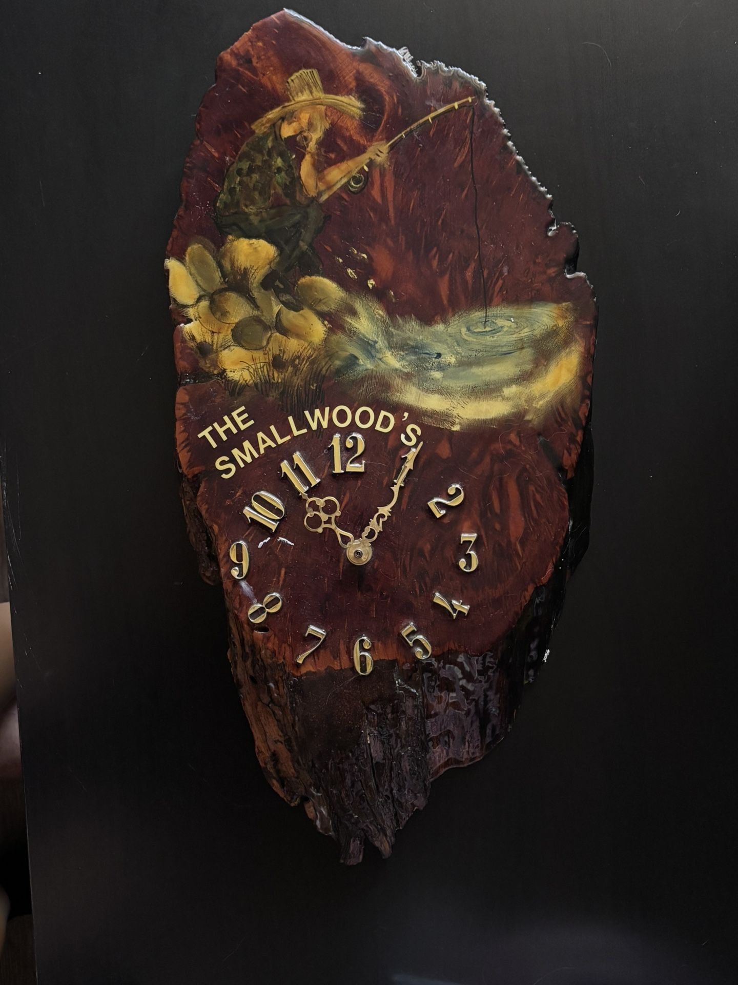 Real Handcrafted Wooden Log Vintage Analog Clock