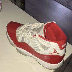 Jordan 11's retro cherry