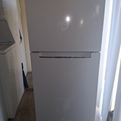 Small Refrigerator