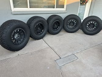 (5) Method 305 315-70-r17 Ford F150 lug pattern