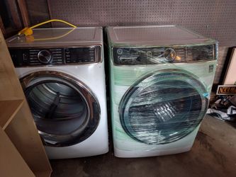 washer and dryer