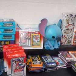 Lot!! Football, Baseball Cards Assorted