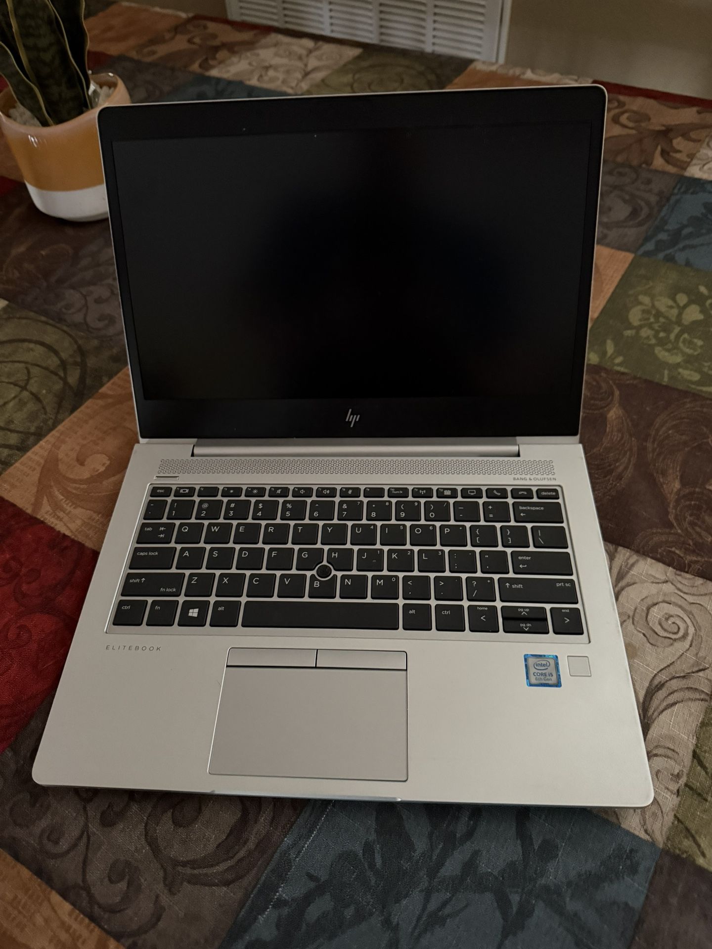 HP Elitebook 830 G5