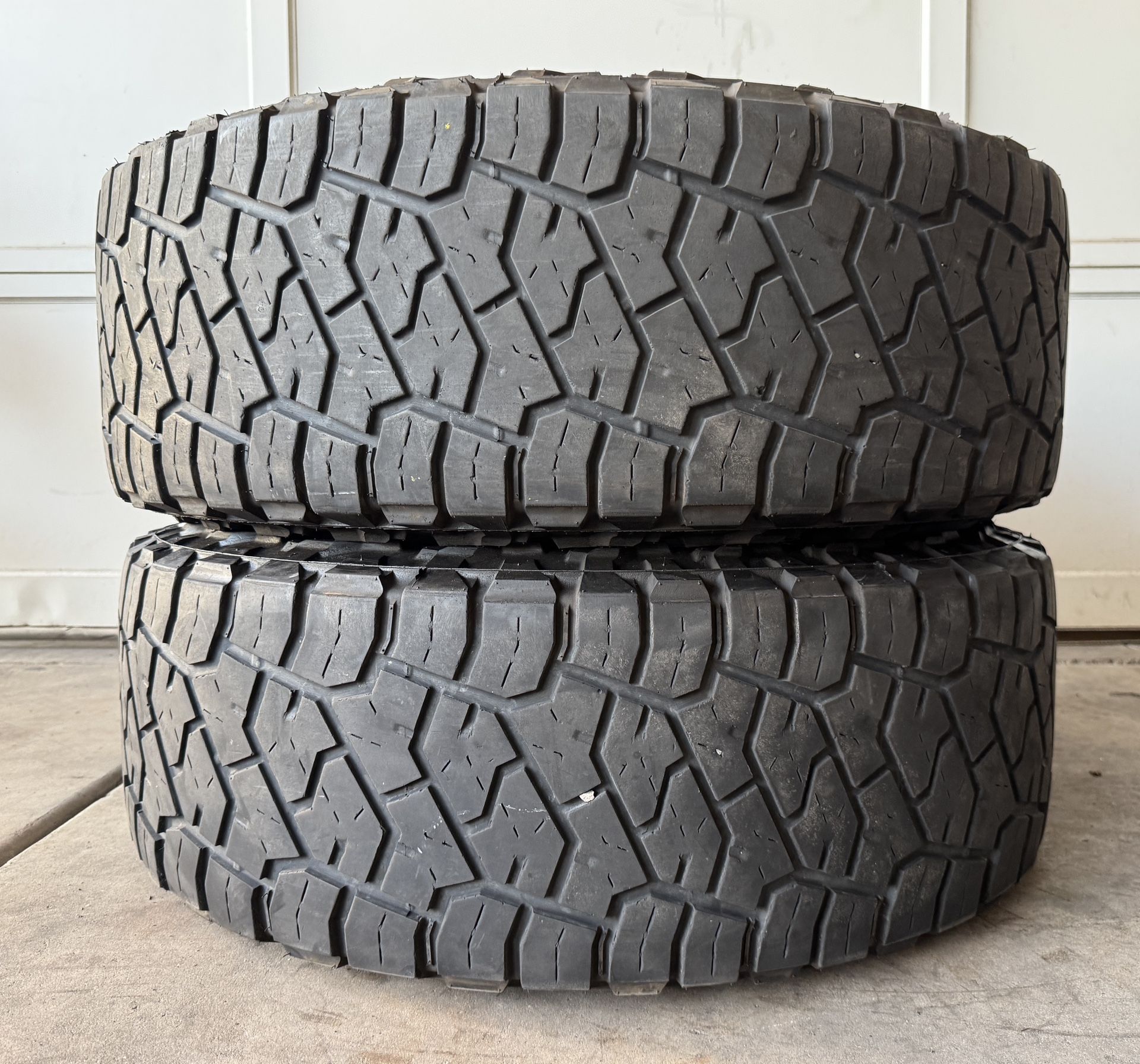 LT 37 12.50 20 Toyo 