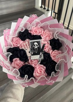 Ghostface Scream Artificial Rose Bouquet